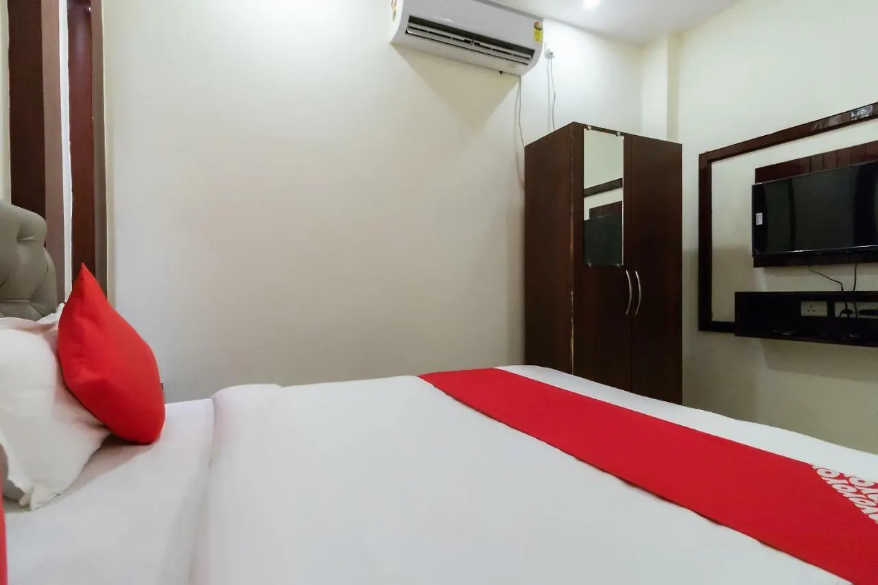 Oyo 48380 Hotel Satkar Varanasi India
